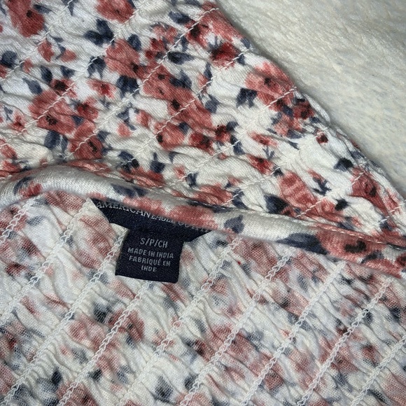 Floral backless halter - Picture 3 of 3